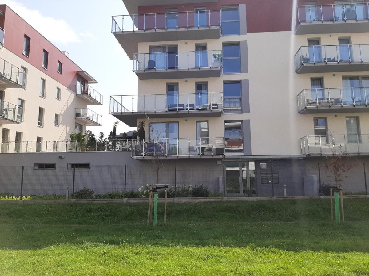 Impresja 35 Z Garazem
